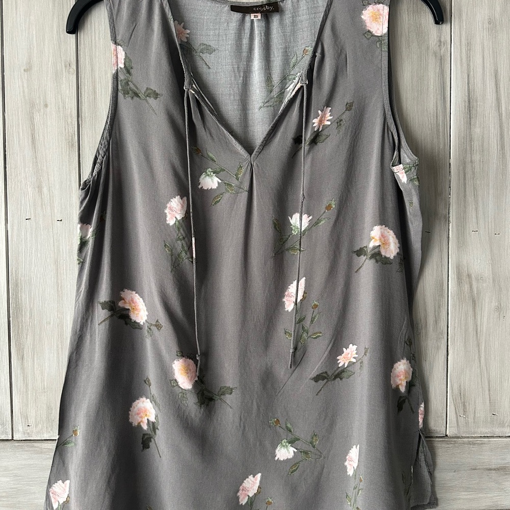 Crosby Gray Floral Sleeveless Blouse